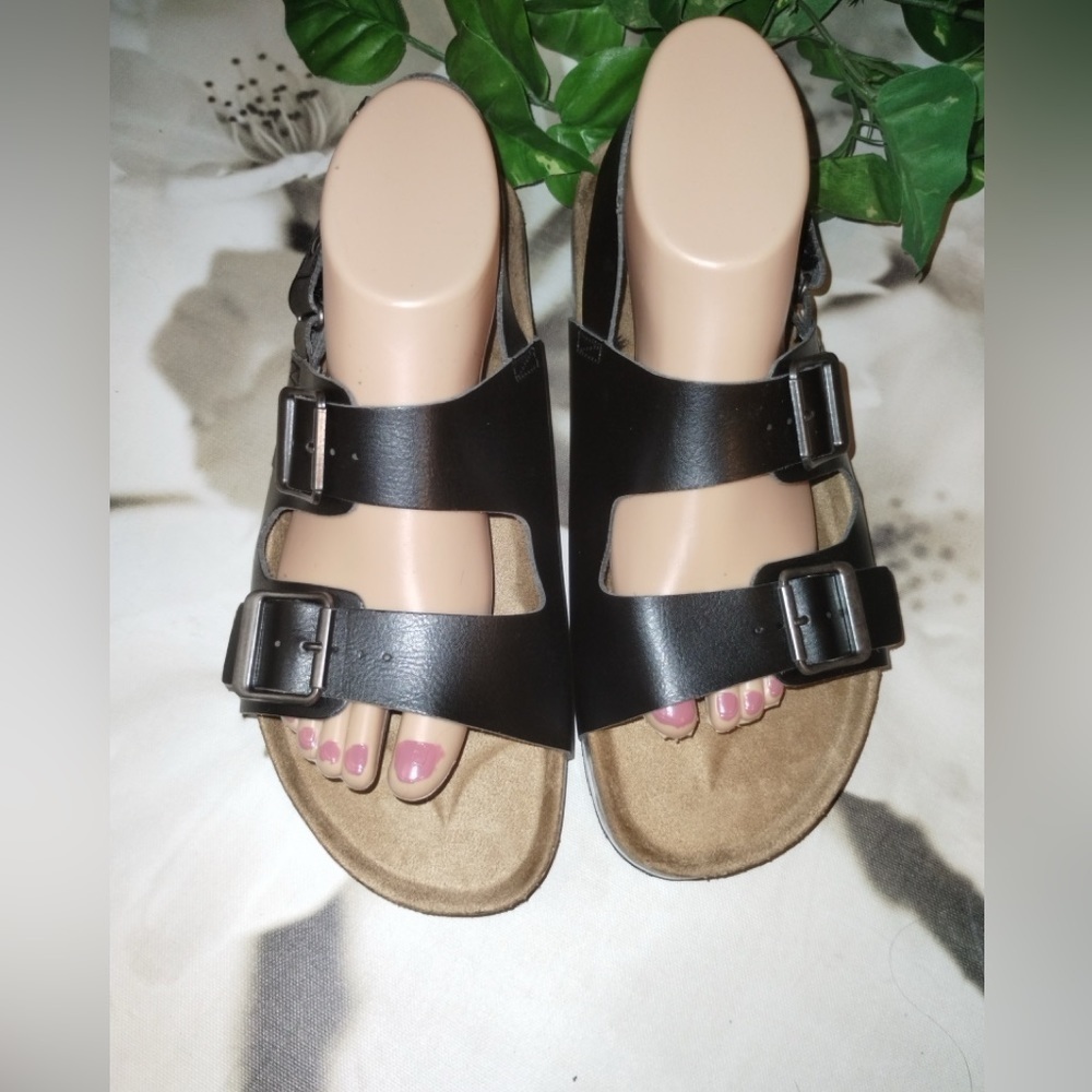 Time true sandals size 10